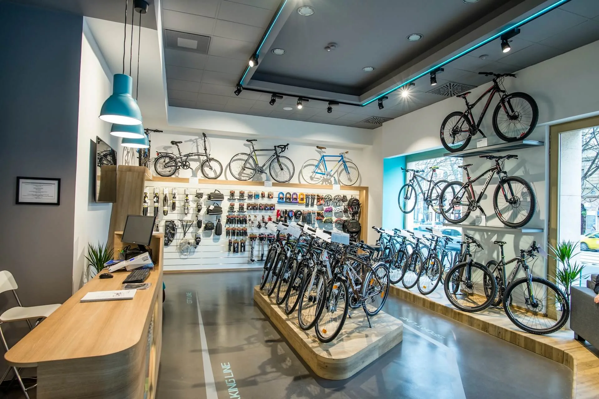 A Gepida Factory kerékpárbolt és márkafüggetlen szerviz belülről